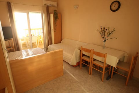Apartments Mladen - Unit 372914-13
