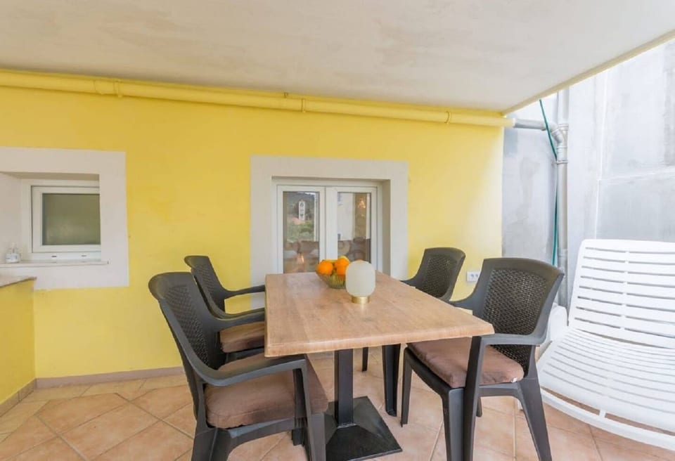 Apartment Teresa - Unit 372917-13