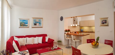 House Lucmar - Unit 372929-13