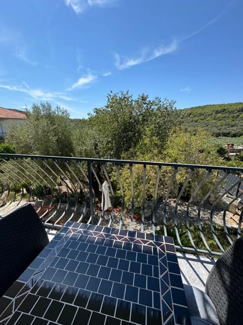 Apartments Sandra - Unit 372937-13