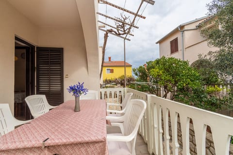 Apartments Tonia - Unit 372947-13