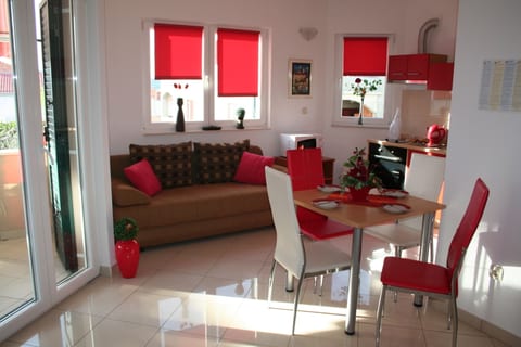 Apartments Central - Unit 372950-13