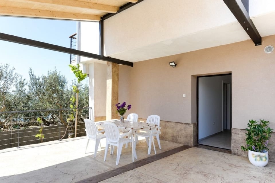 Apartments Edi - Unit 373344-13