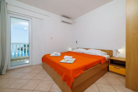 Apartments Taša - Unit 372984-13