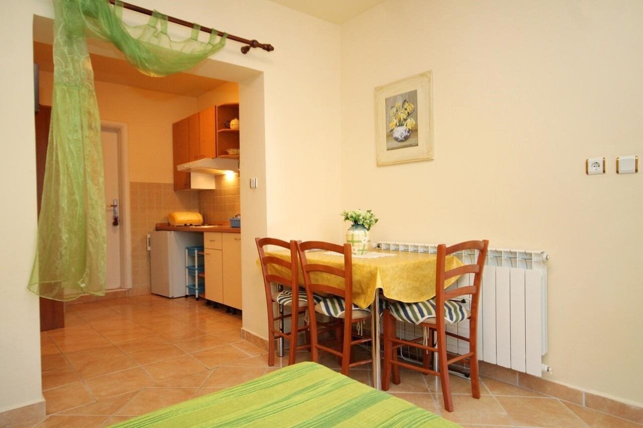 Apartment and Room Cherry - Unit 372996-13