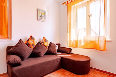 Apartment Mir - Unit 373325-13