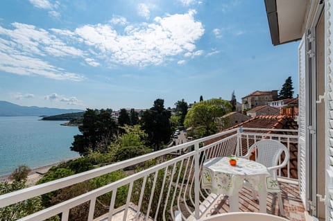 Apartment Mir - Unit 373326-13