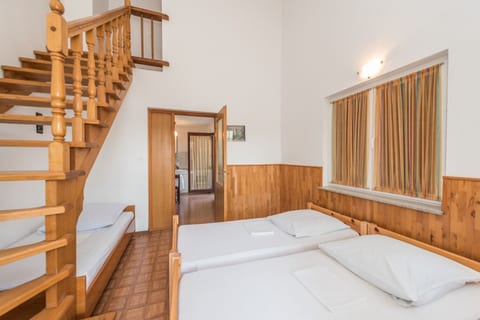 Apartments Jadra - Unit 373010-13