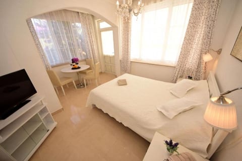 Apartments Lucky - Unit 373013-13