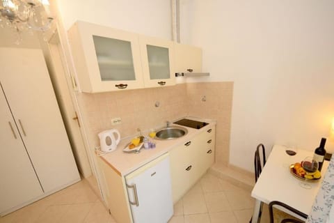 Apartments Lucky - Unit 373014-13