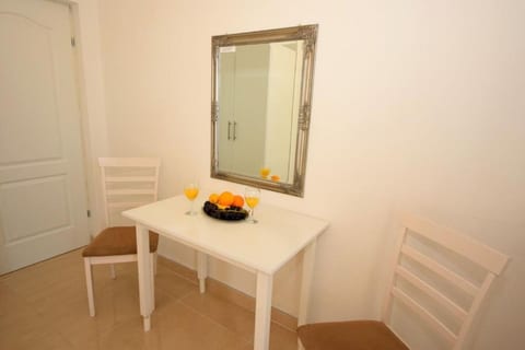 Apartments Lucky - Unit 373015-13