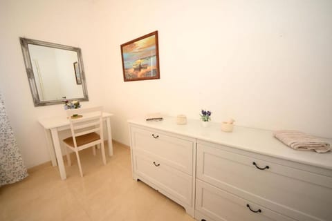 Apartments Lucky - Unit 373015-13