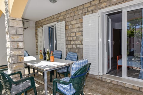 Apartment Mark - Unit 374612-13