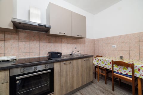 Apartment Dalibor - Unit 373024-13