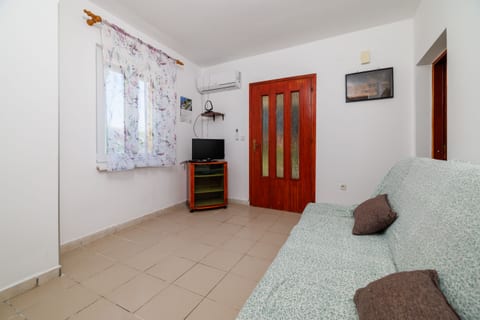 Apartment Irmica - Unit 373028-13