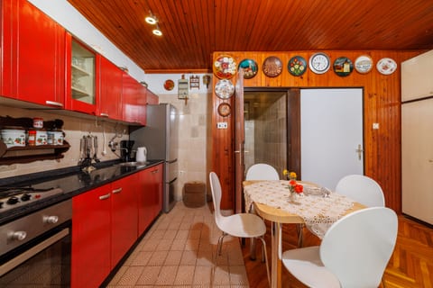 Apartment Ivan - Unit 373047-13