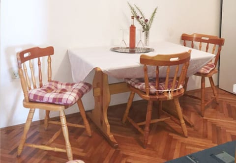 Apartment and Rooms Tomo 1 - Unit 373059-13