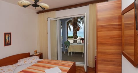 Apartment and Rooms Tomo 1 - Unit 373061-13
