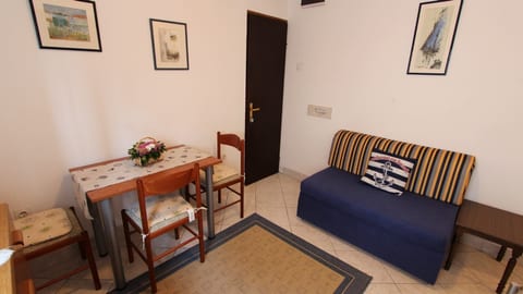 Apartments True - Unit 373071-13