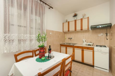 Apartments Franka - Unit 373081-13