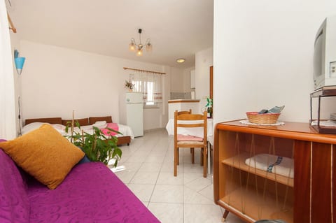 Apartments Franka - Unit 373082-13