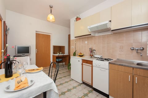 Apartments Franka - Unit 373080-13