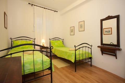 Apartment Zdrav - Unit 373101-13
