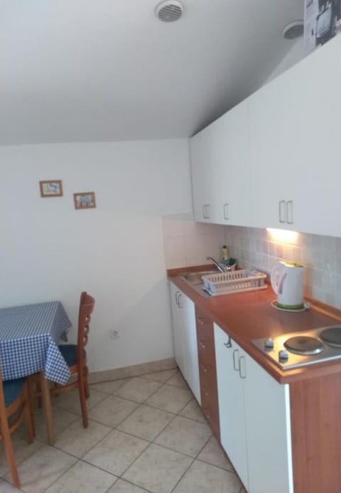 Apartment Dobri - Unit 373117-13