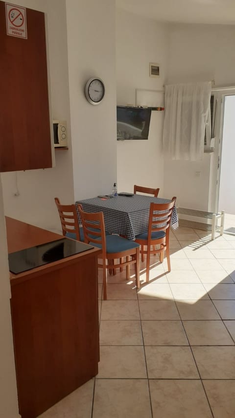 Apartment Dobri - Unit 373118-13