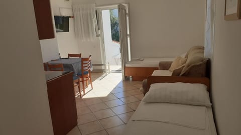 Apartment Dobri - Unit 373118-13
