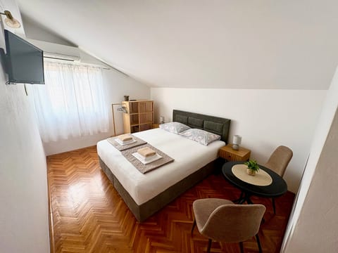 Apartments Ognjen - Unit 373138-13