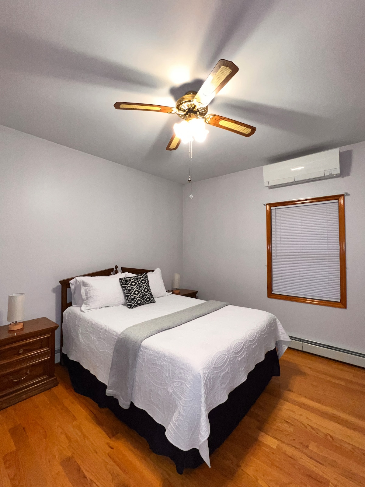 cozy-ranch-retreat-in-new-paltz/