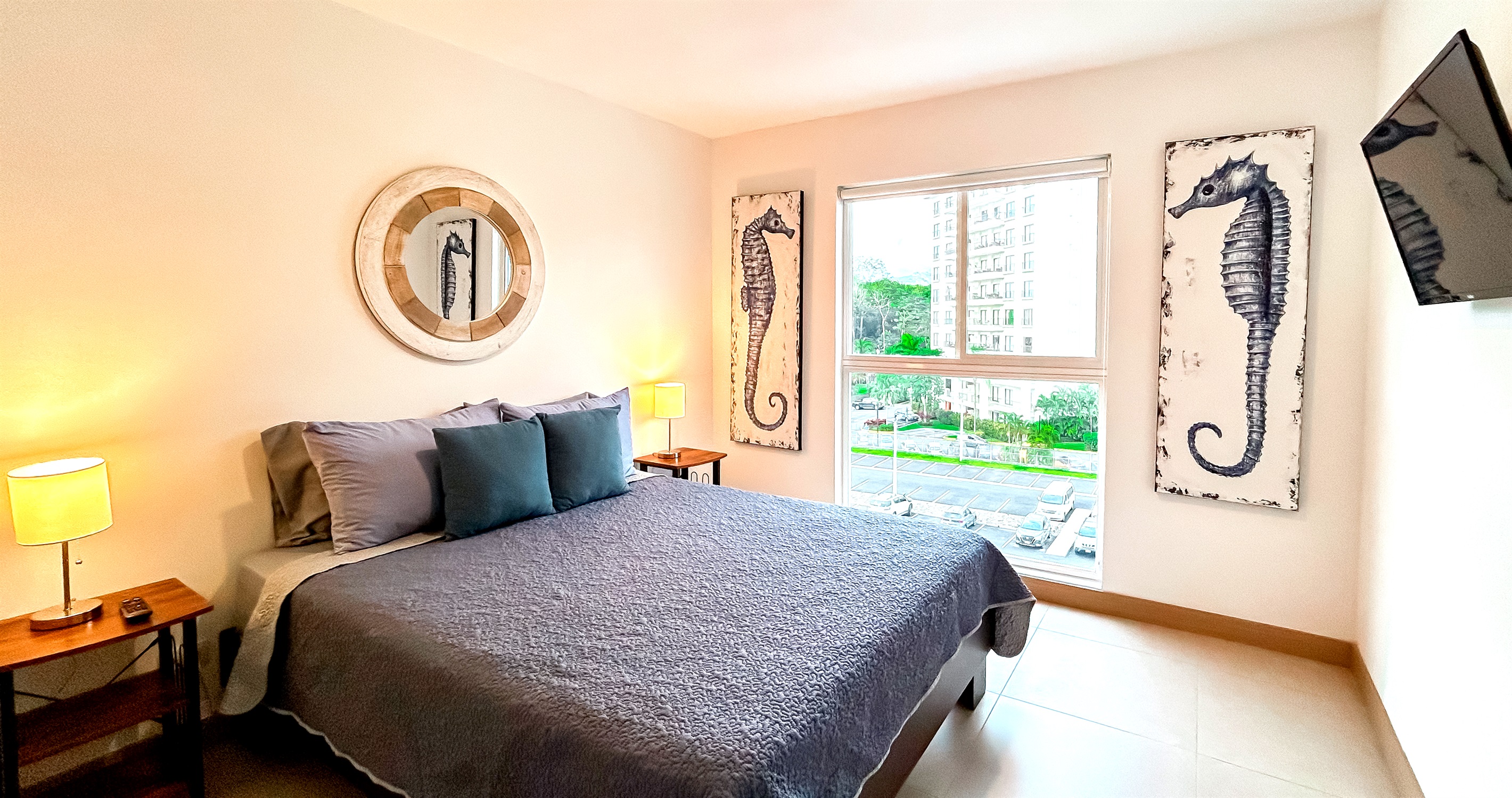 Condo Jadura