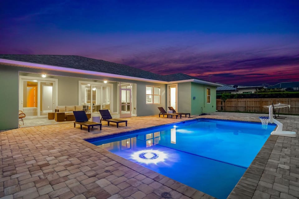 Sea La Vie Beach House - Bonita Springs