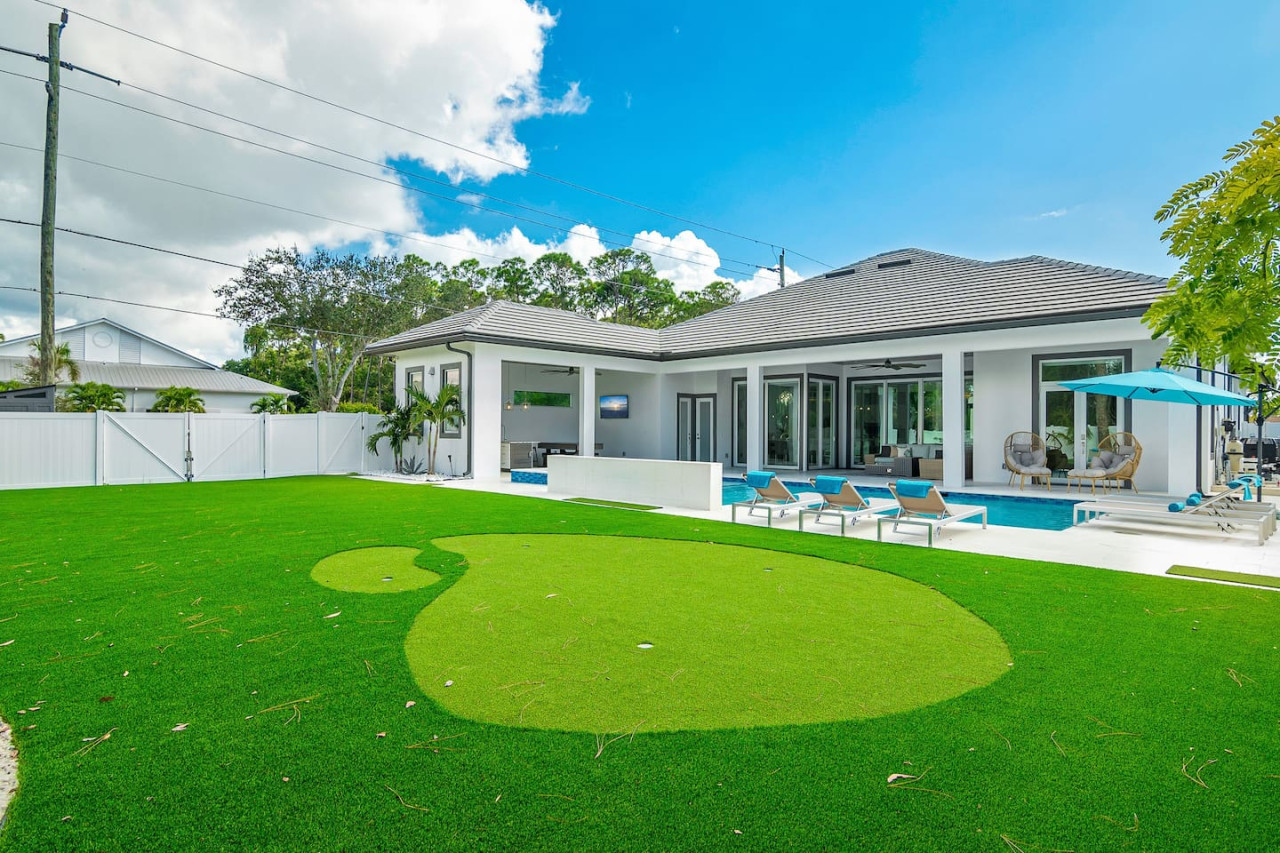 blue-diamond-beach-home/