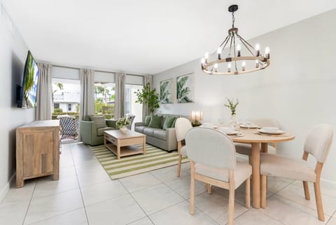Emerald Oasis Naples • Luxury Stay by 5th Ave