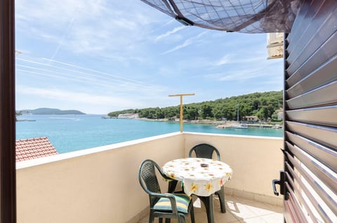 Apartment Mirni by the sea - Unit 373160-13