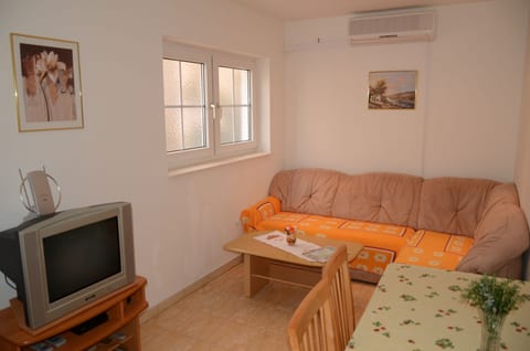 Apartments Iva - Unit 373178-13