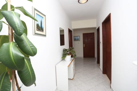 Apartment Mare - Unit 375442-13