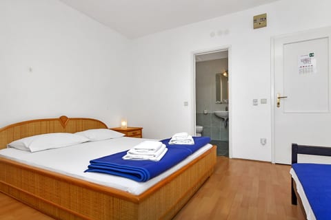 Rooms Ana - Unit 373232-13