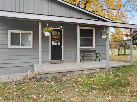 Central 3BR 2BA Orion Township