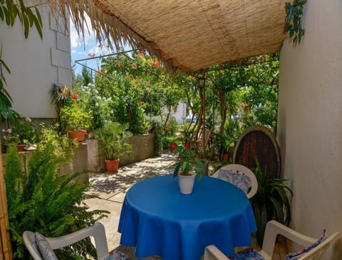 Apartment Rosa - Unit 373264-13