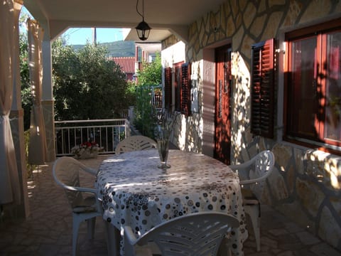 Apartment Dusko - Unit 373271-13
