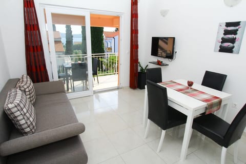 Apartments Renato - Unit 373297-13