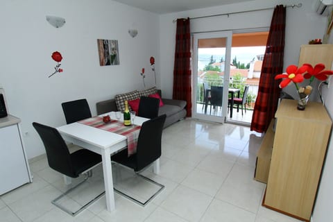 Apartments Renato - Unit 373298-13