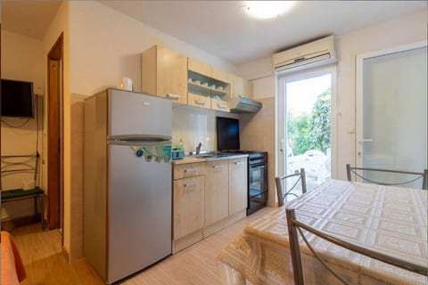Apartments Mir - Unit 373303-13