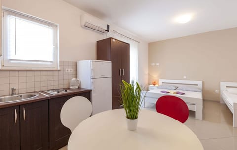Apartments Ana - Unit 373318-13