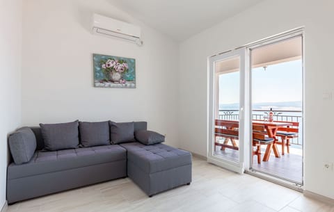 Apartments Ana - Unit 373801-13