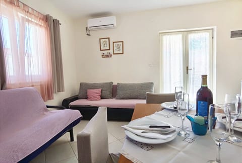 Apartments Vinx - Unit 373324-13