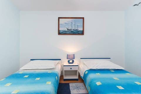 Apartments Zeljko - Unit 373328-13